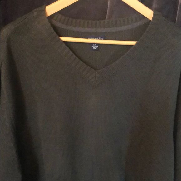 Men’s v-neck olive sweater - Picture 2 of 2